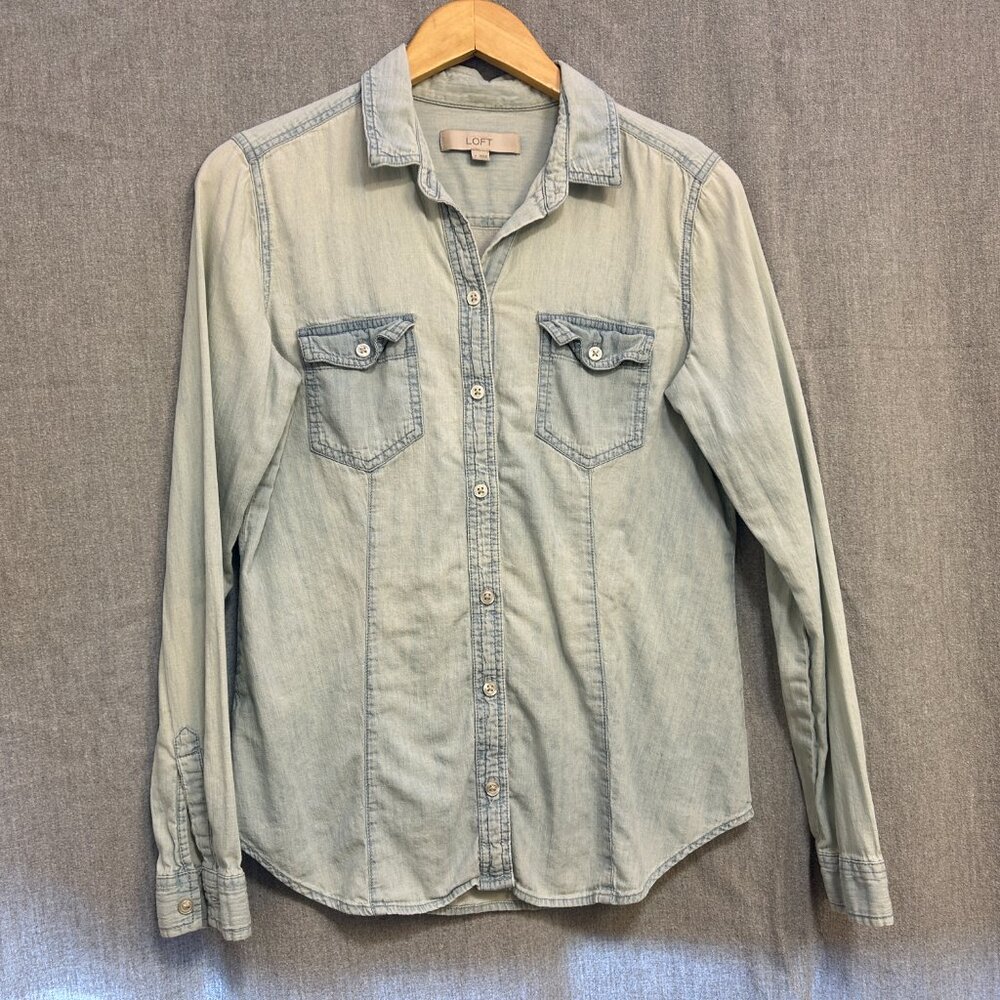 Loft Chambray button down shirt women's size medium